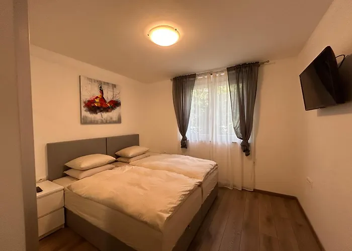 Laura شقة غييكا